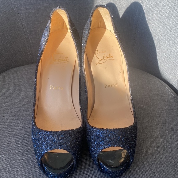 Christian Louboutin peep toe platforms - Picture 3 of 4